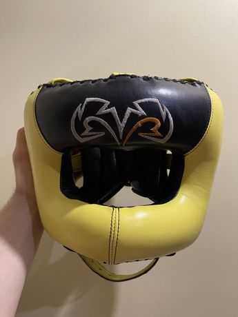 Боксерский шлем Rival с бампером