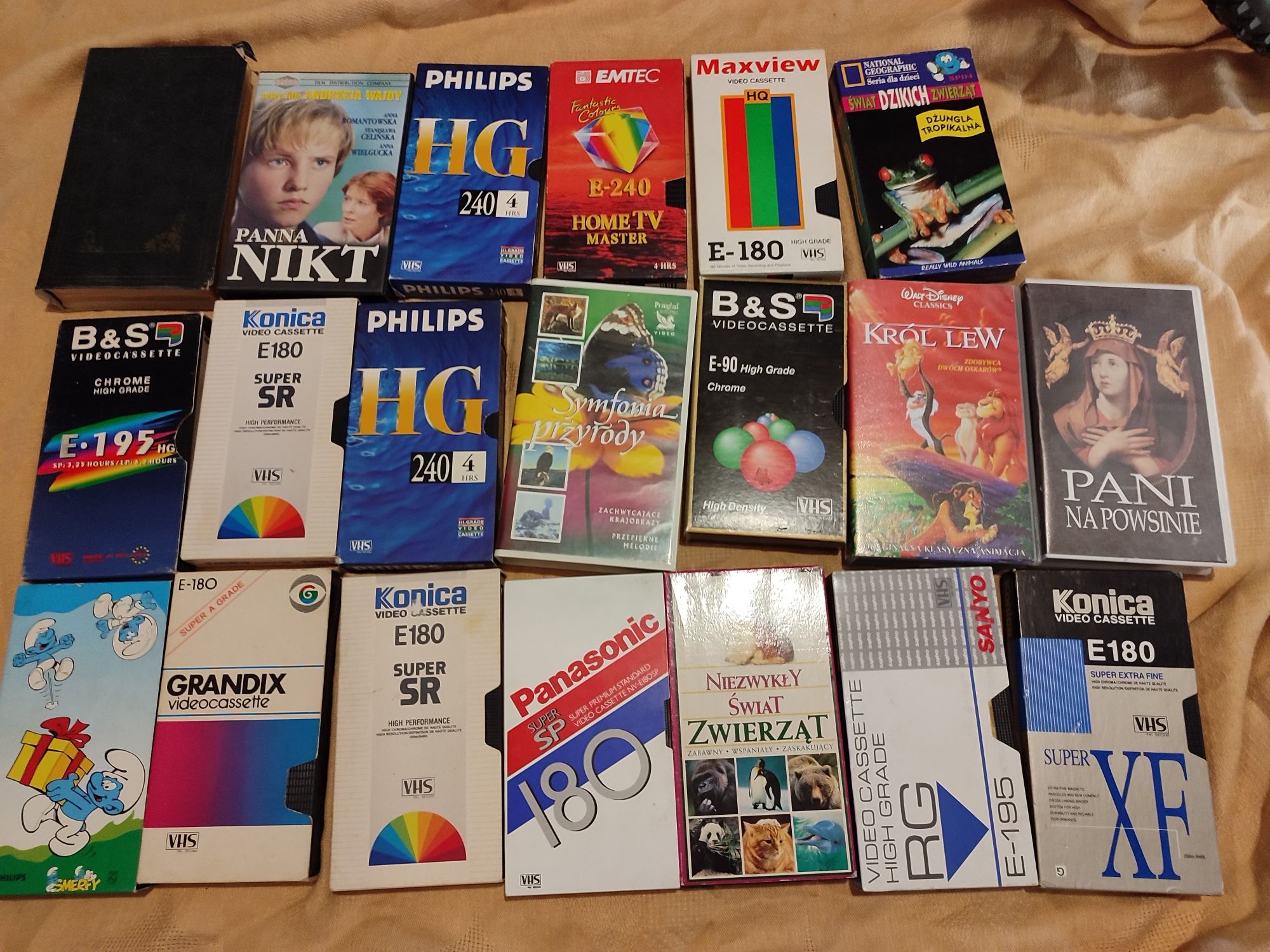 Kasety wideo VHS sprzedam