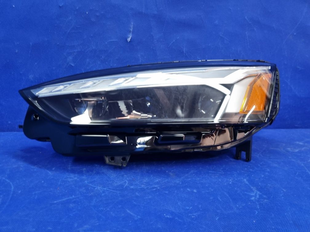 PRZEDNIA lewa lampa FULL LED MATRIX USA Audi A5 F5 Lift 8W6 Oryginał