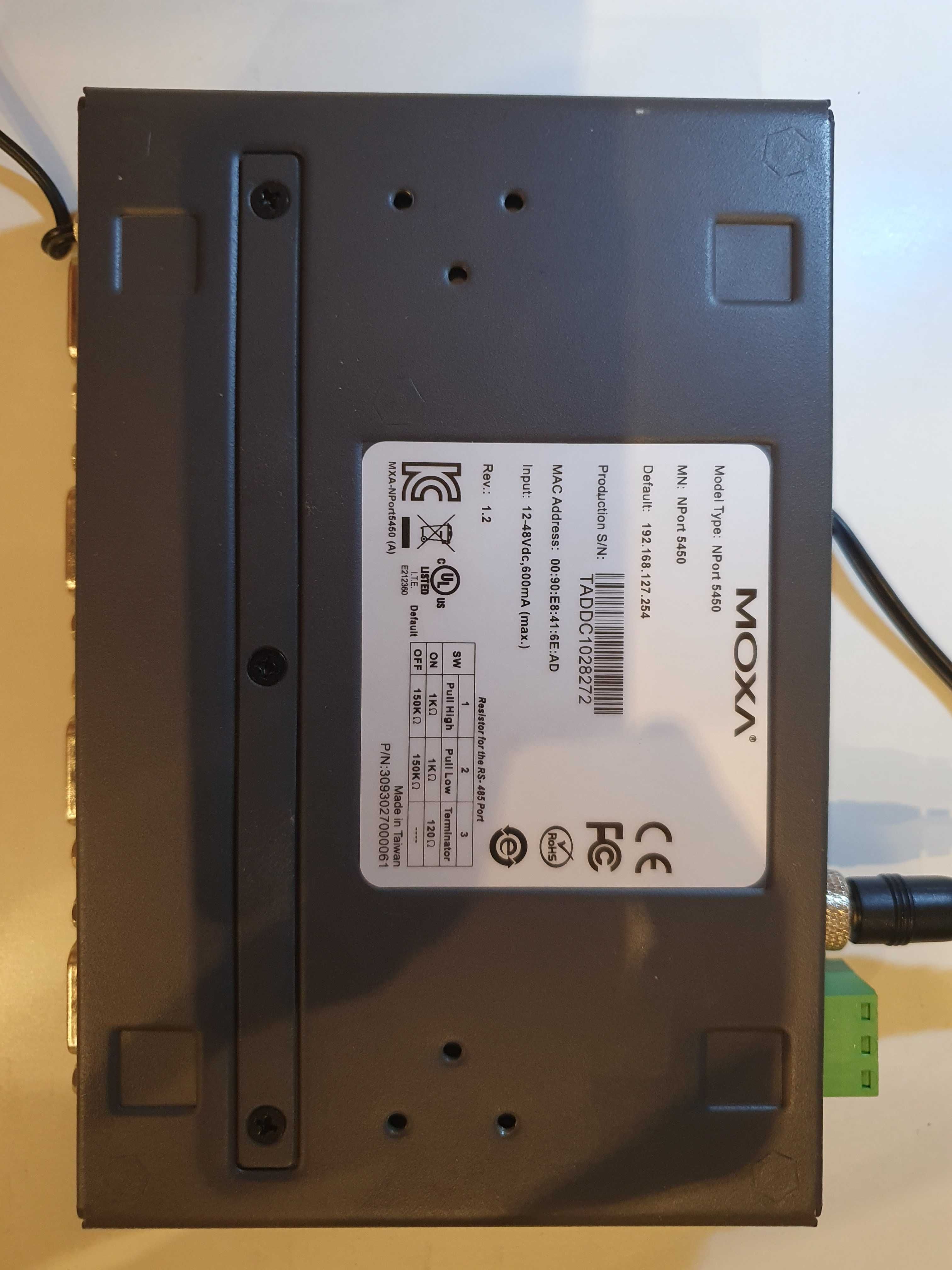 Serwer portów szeregowych Moxa NPort 5450 4x RS-232/422/485
