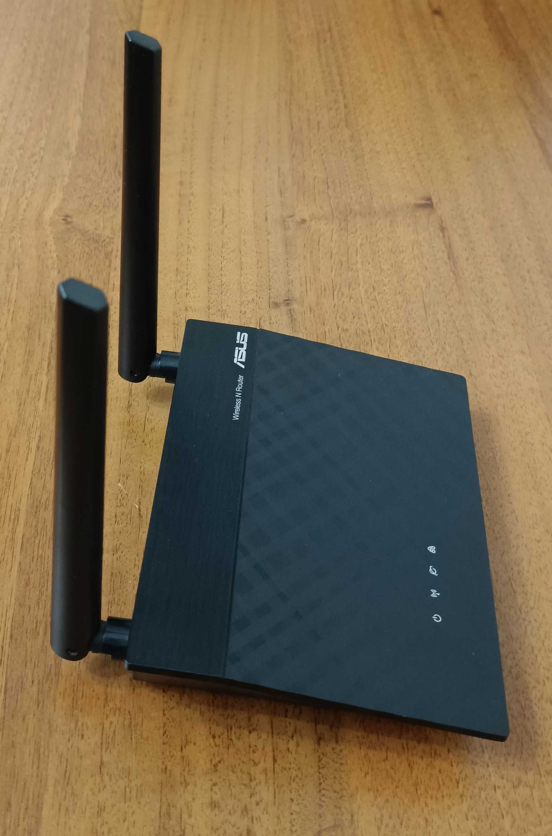Маршрутизатор ASUS RT-N12 B1