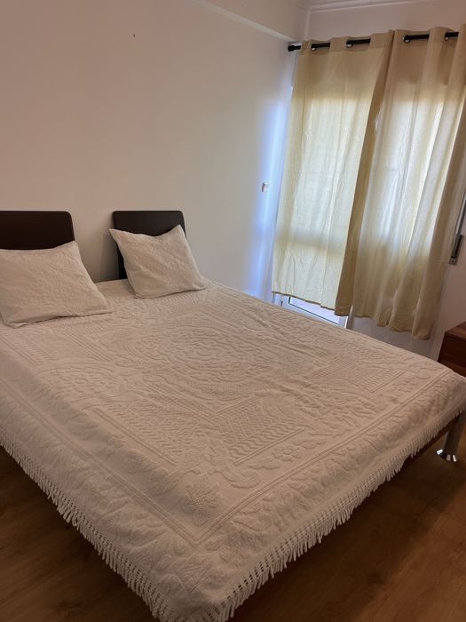 Quarto pra Arrendar- Disponivel
