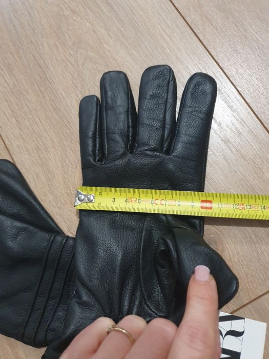 Rękawiczki skórzane Zara M idealne na prezent