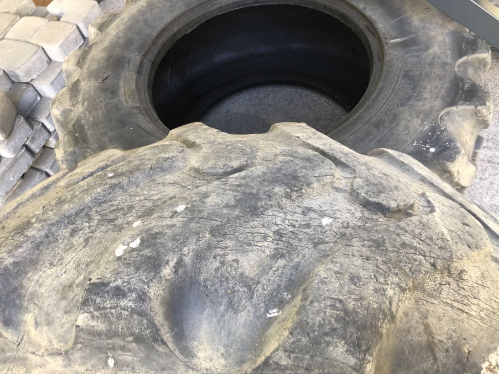 Opony do Koparki, Michelin 440/70R24 (17,5 LR 24) 2 sztuki