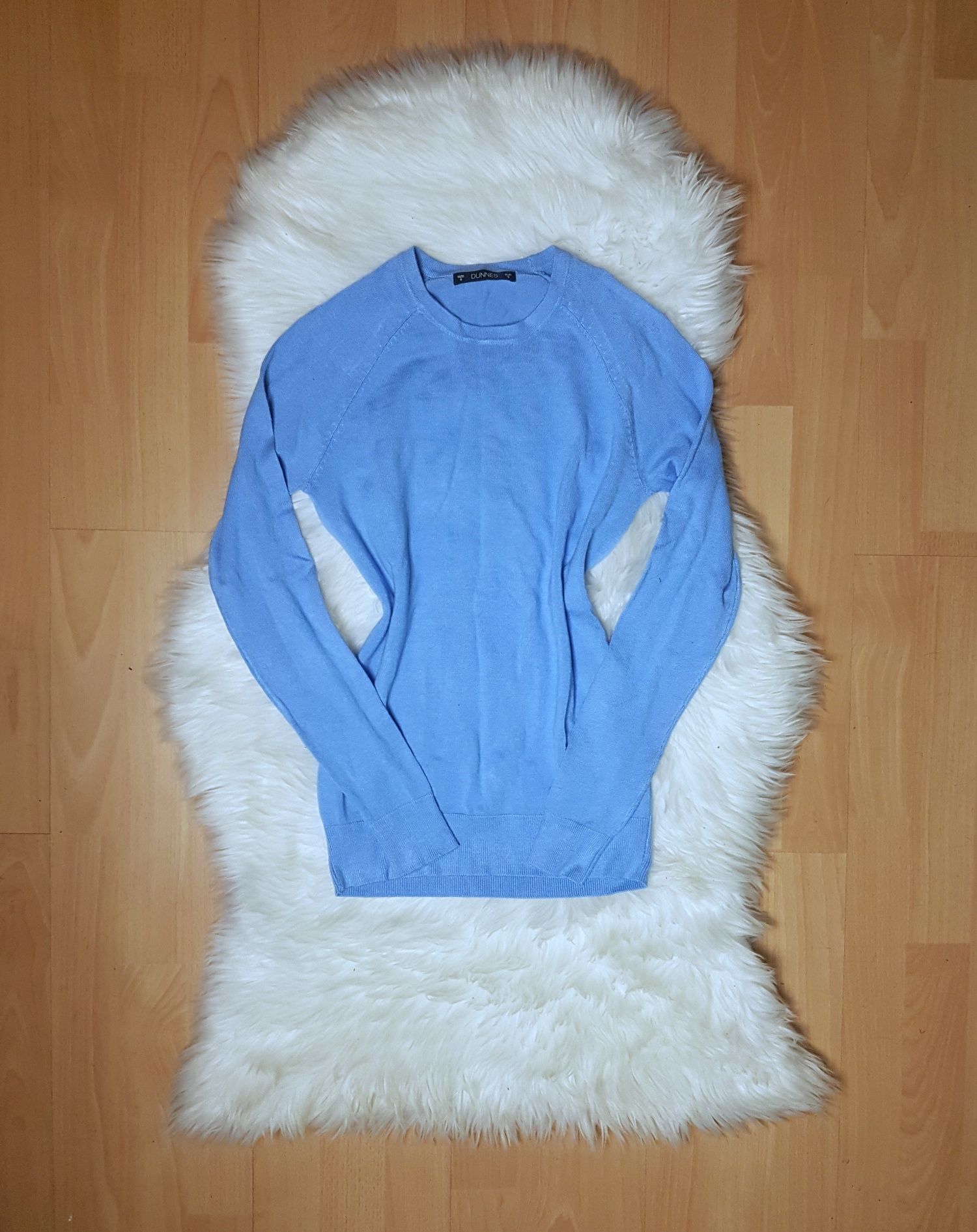 Niebieski sweter Dunnes rozmiar S