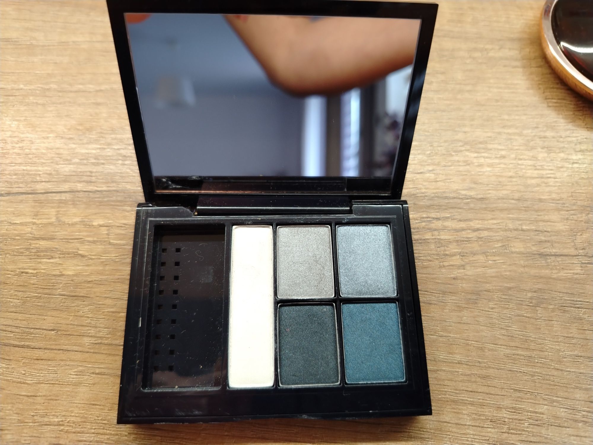 Cienie do oczu Estee Lauder