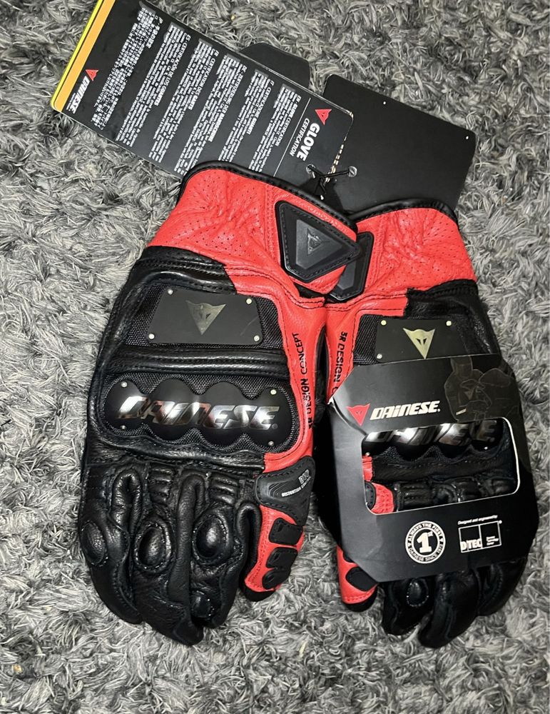 Luvas Dainese 4 Stroke Pretas e vermelhas NOVAS
