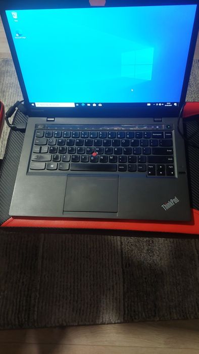 Thinkpad x1 carbon rezerwacja