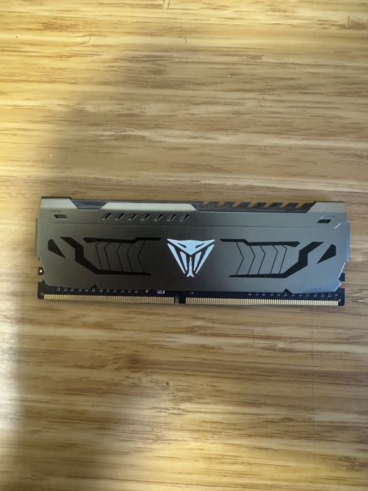 Оперативна памʼять Viper Steel Patriot DDR4 8GB 3200 MHz