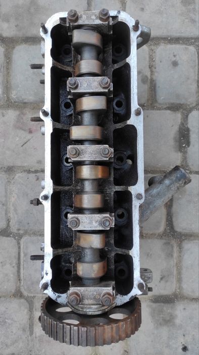 ГБЦ vw Golf2,Jetta,Audi80(b2) 1.6 бензин