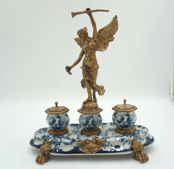KAŁAMARZ anioł porcelana z brązem