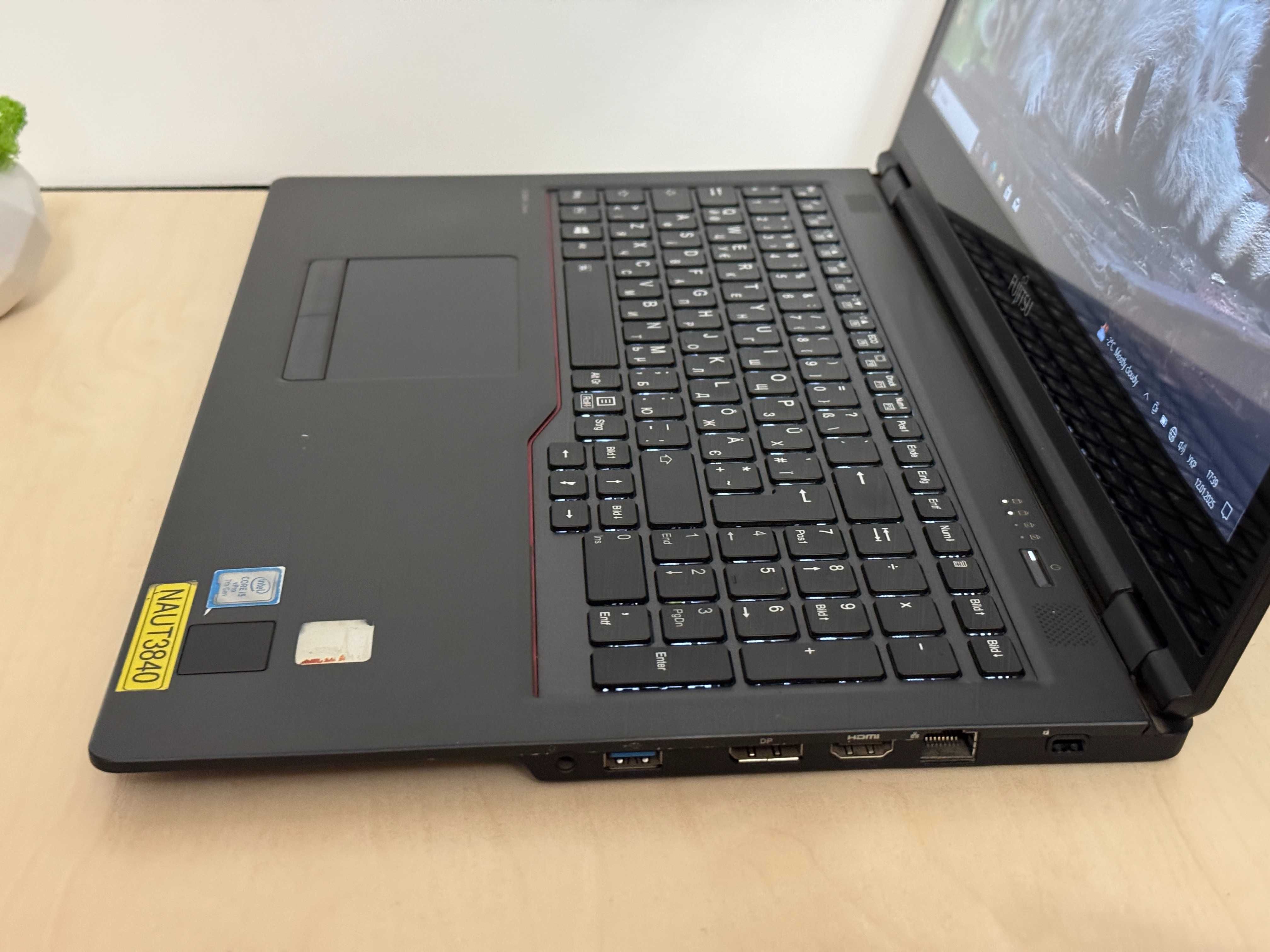 15,6 FHD IPS сенсорний Fujitsu LIFEBOOK U757 - i5-7300U/8/256ssd (№2)