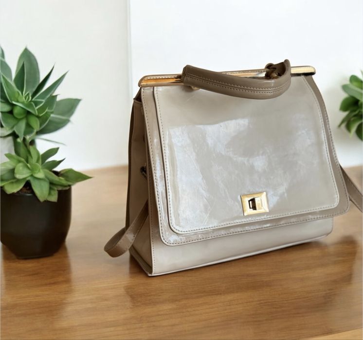 Włoska Italian Torebka torba wegańska skóra nowa elegancka beżowa glos