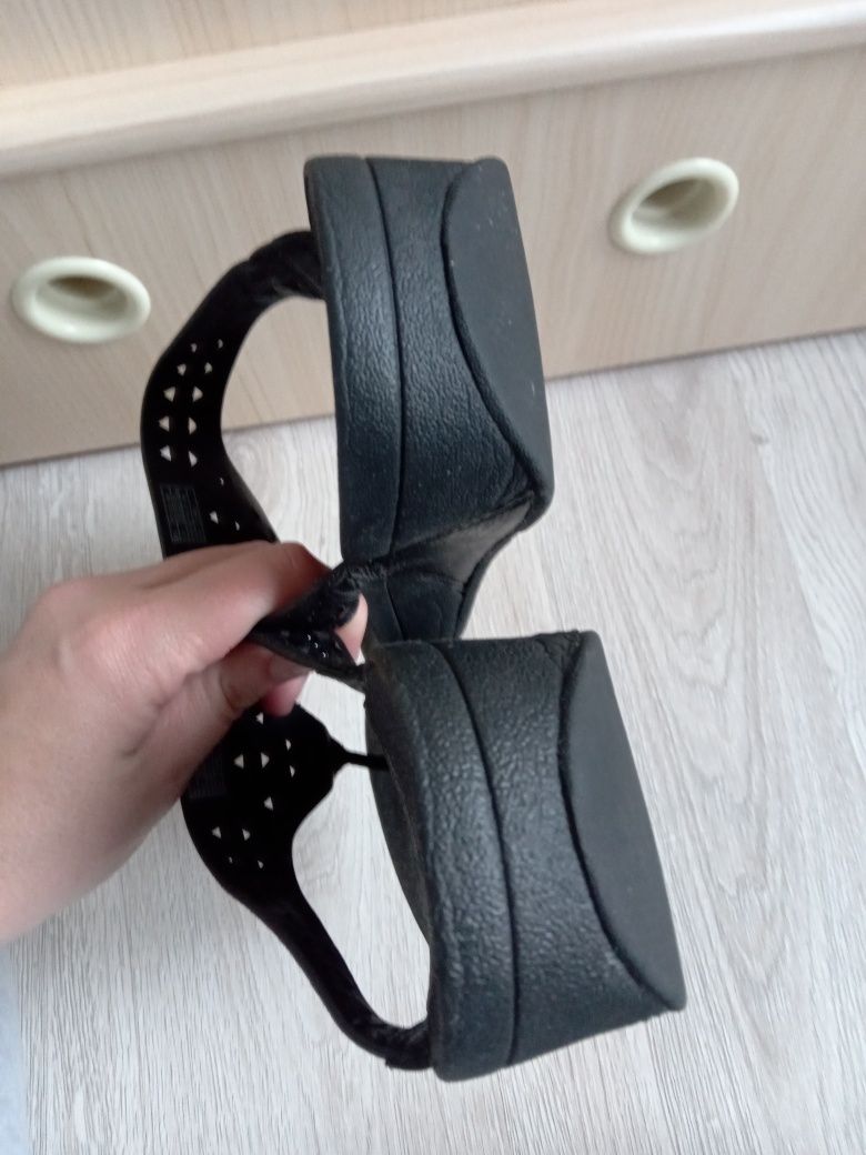 Japonki FitFlop rozmiar 41