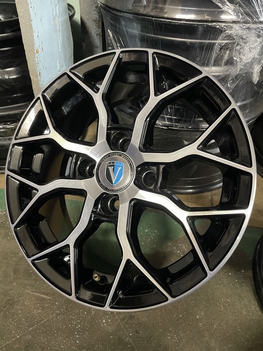 R14 4/98 новые диски Ваз Приора Калина