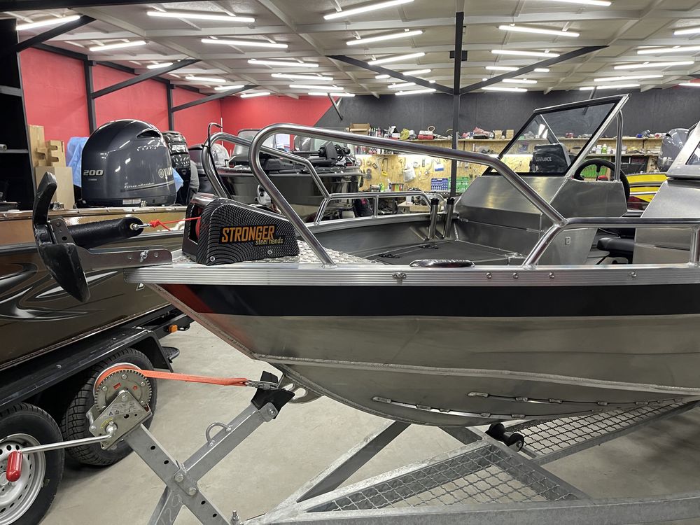 Лодка Tuna UMS 485 DC