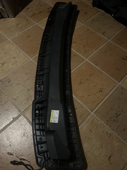 Jaguar iPace airbag passageiro e airbag capot