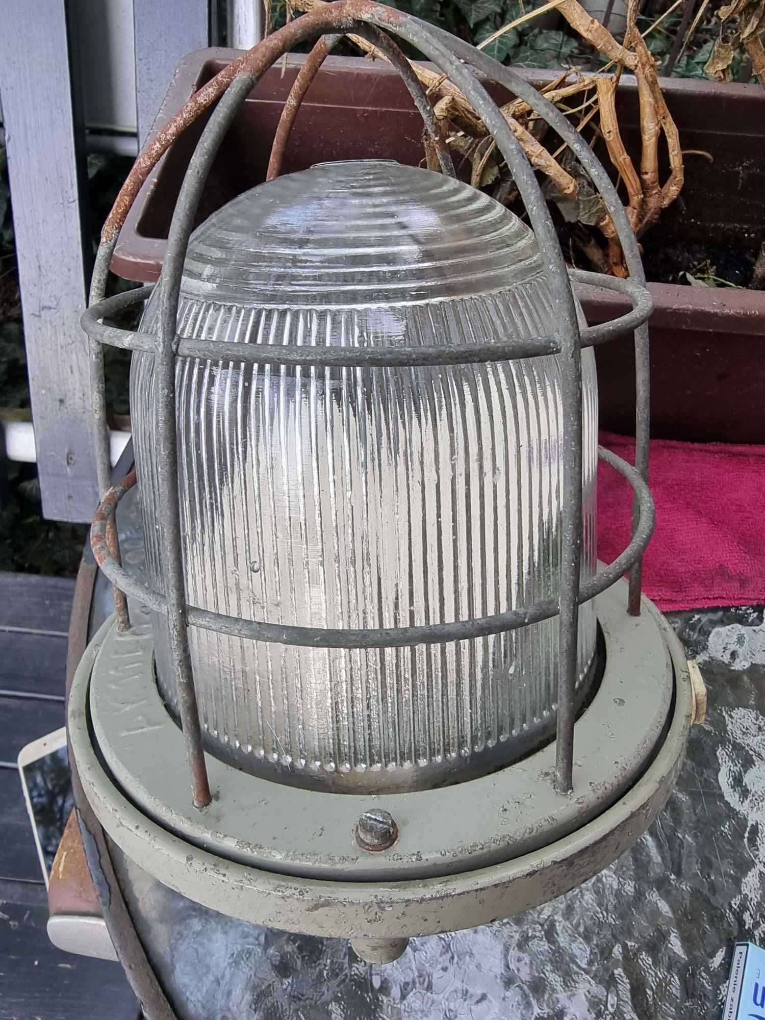 lampa industrialna, loft typ C-200/A "Polam-Gdańsk"