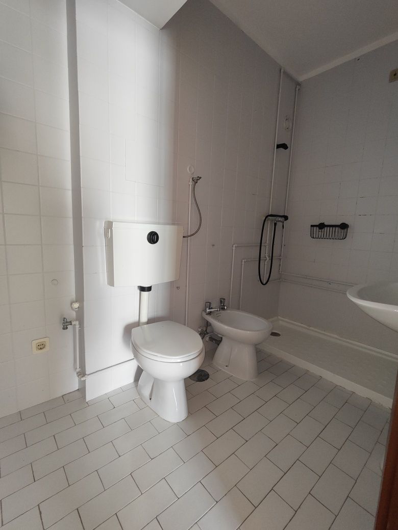 Apartamento T3 para arrendar - rua estado da Índia (Vila Nova de Gaia)