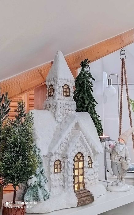 Home&you nowy duży domek z piernika  figurka led Julestue