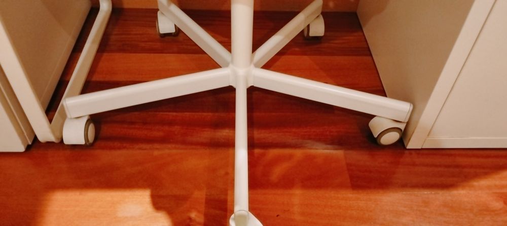 Secretaria e Cadeira Ikea