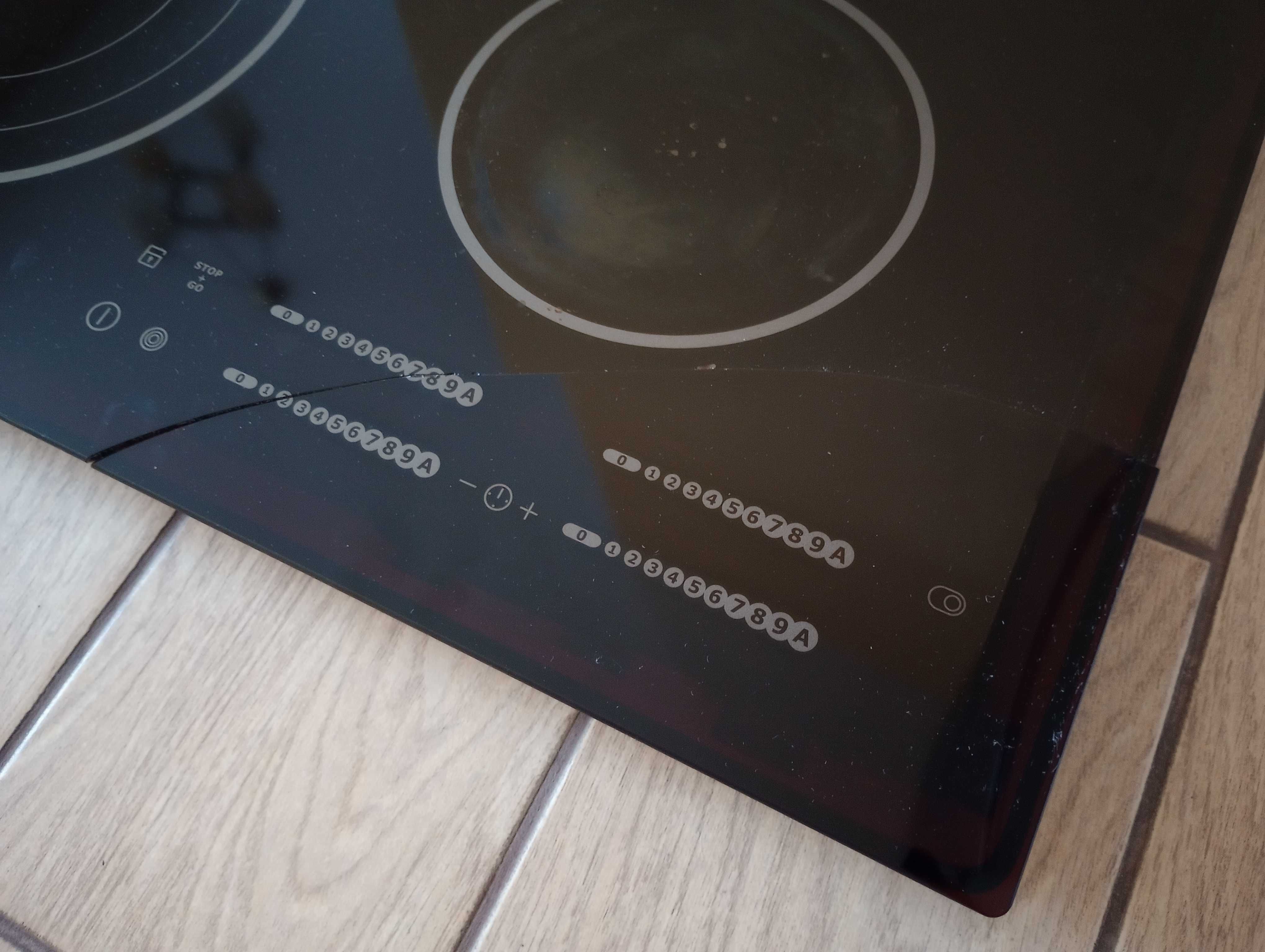 Płyta ceramiczna Electrolux pęknięta sprawna