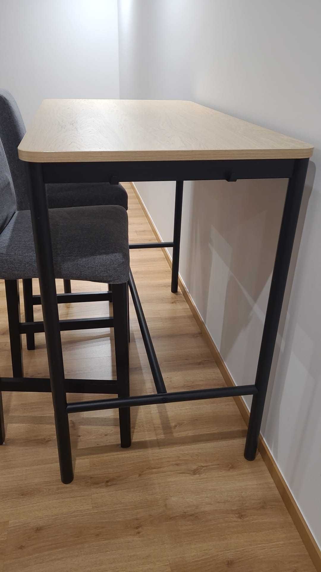 Oportunidade! Mesa com banco alto com encosto Ikea