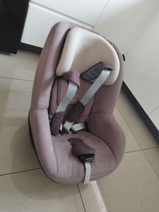 Fotelik samochodowy bez bazy