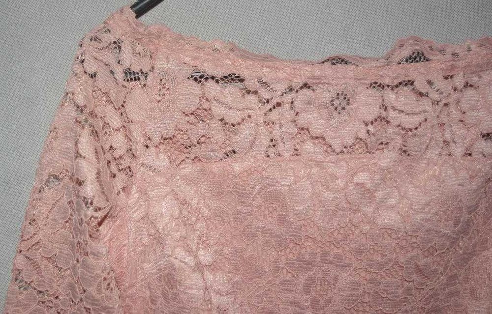 Koronkowa sukienka ołówkowa Next 36