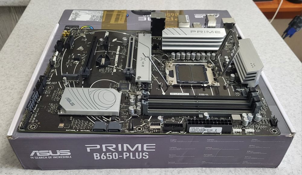 Материнська плата Asus PRIME B650-Plus (sAM5, AMD B650, PCI-Ex16)