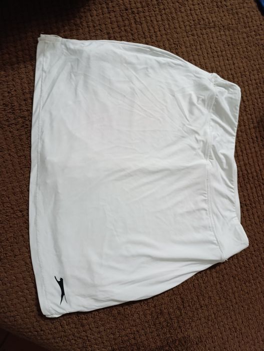 Спортивна юбка-шорти.