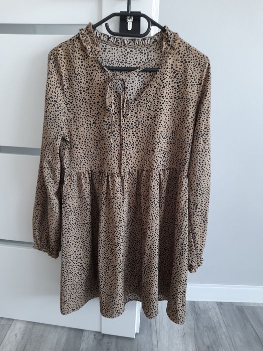 Sukienka Shein beżowa