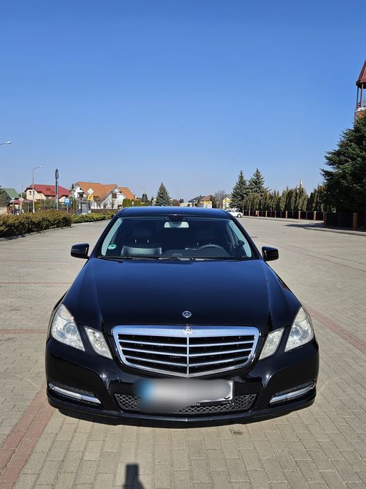 Sprzedam ładnego Mercedesa W212  E 220 CDI z 2112 roku
