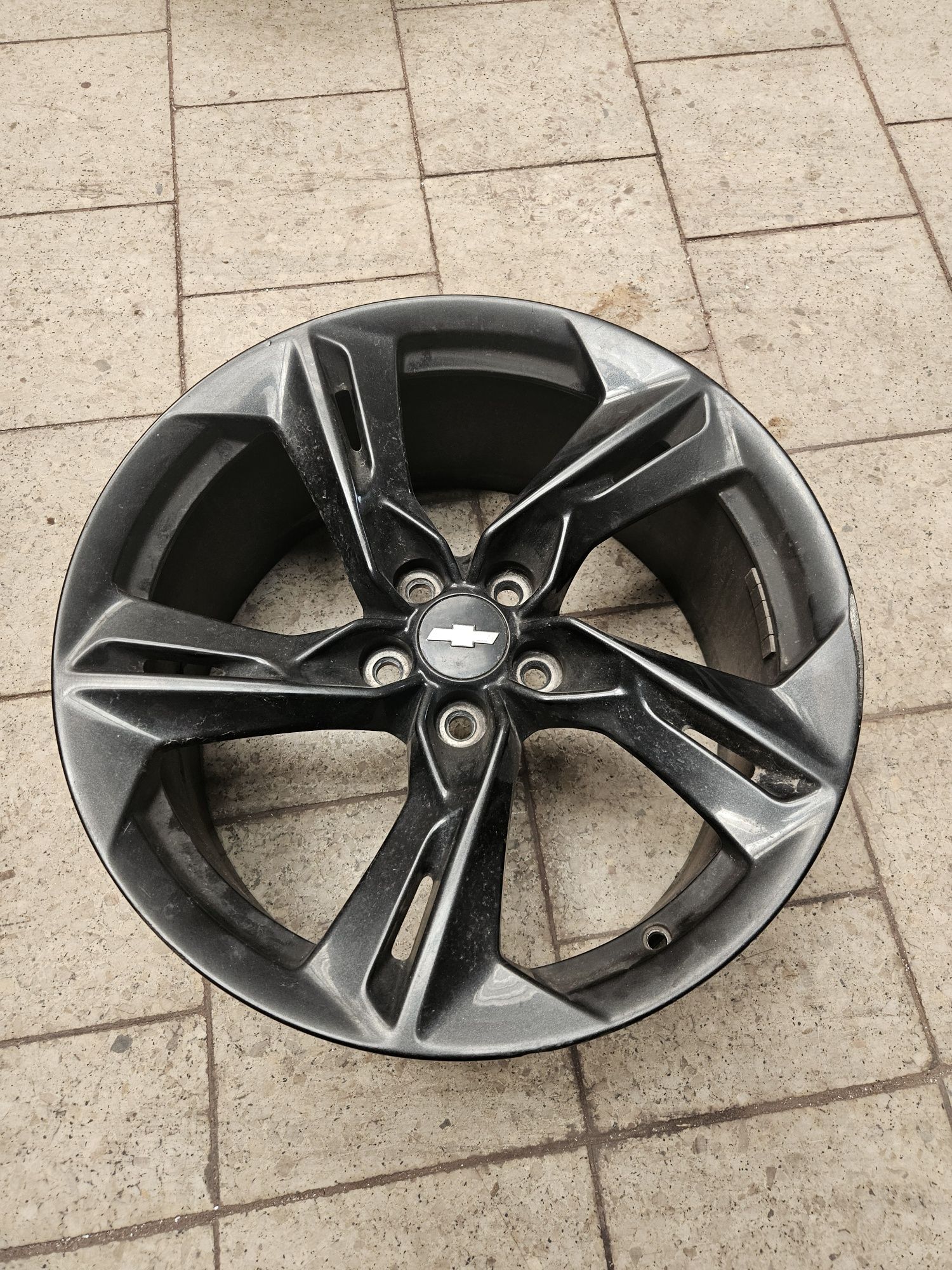 Felgi camaro 2ss 20x9,5et39 20x8,5et25