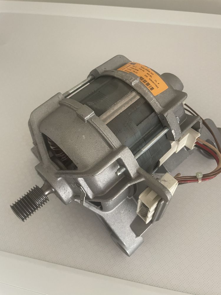 Motor ARISTON Aqualtis