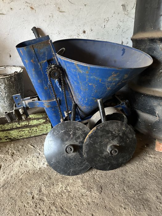 Картофелесажалка