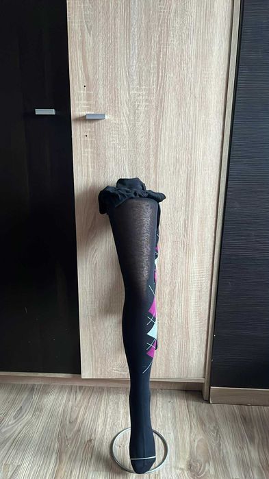 Nr 19 Rajstopy kryjące, wzór.