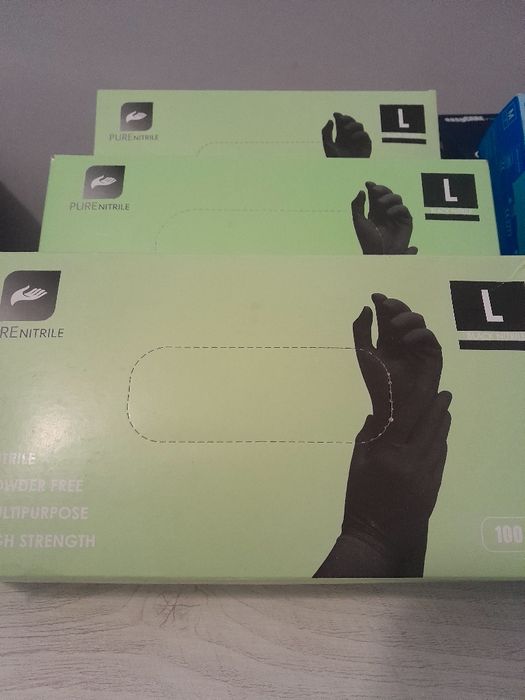Nitrylowe rękawiczki jednorazowe