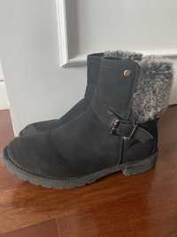 Vendo botas meninas nr 35