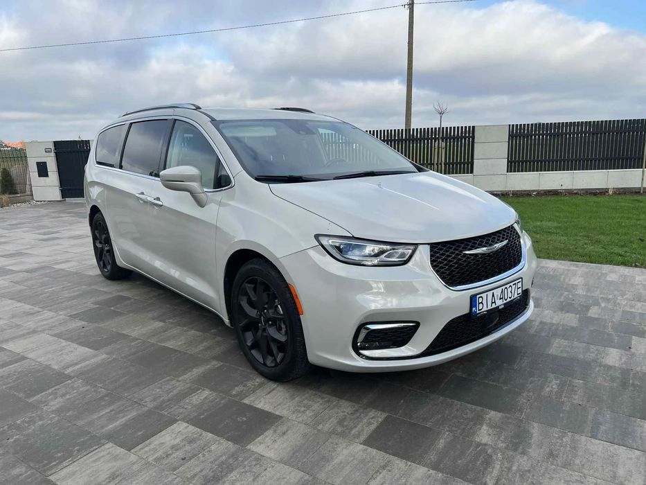 Chrysler Pacifica Chrysler Pacifica Touring L 3.6 V6 2021 | Skóry | LED |