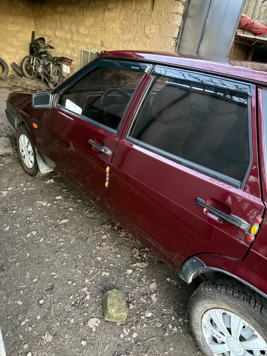 Продам машину ваз 2199