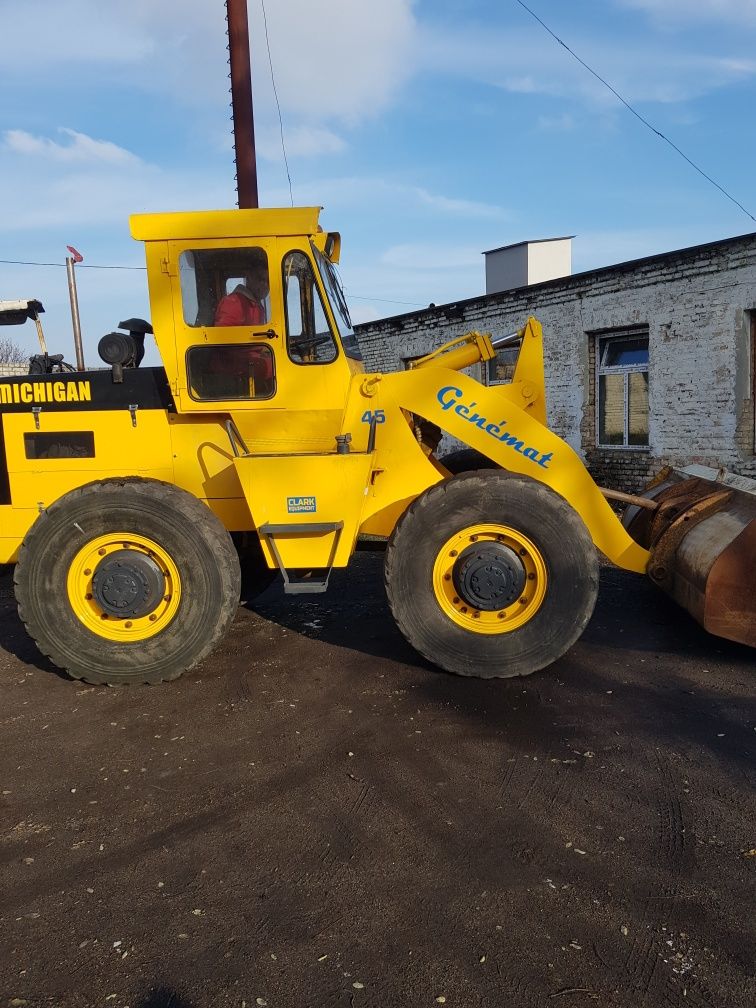 Фронтальний навантажувач  CLARK MICHIGAN 45 AWS