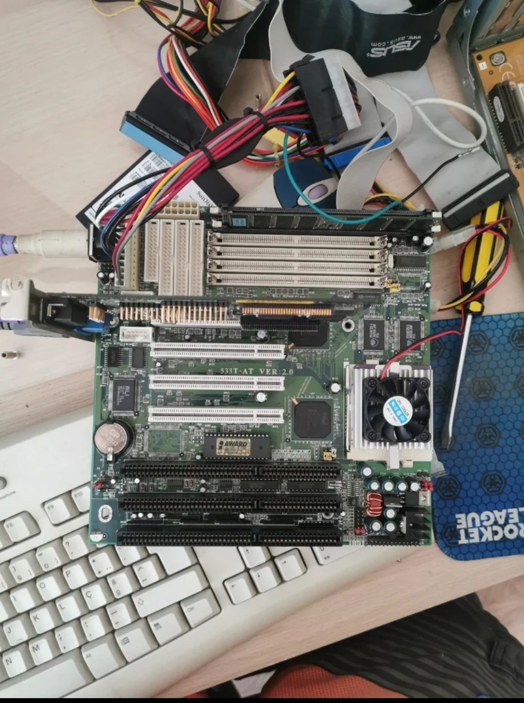 Motherboard Socket 7 - Pentium 120 - 64MB RAM