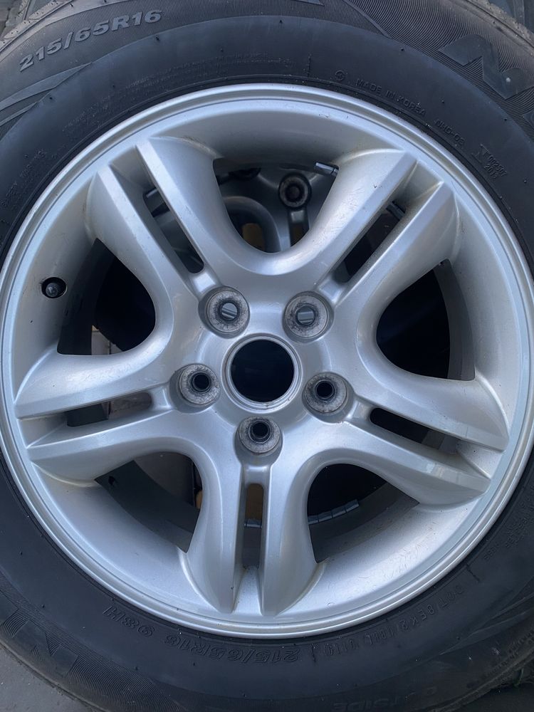 4 Колеса на алюмінєвих оригінальних дисках  16'' kia sportage 2 5x114