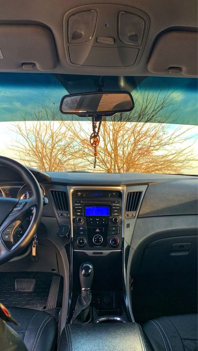 Продам Hyundai Sonata