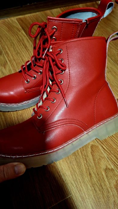 Продам, новые женские КОЖАНЫЕ ботиночки. Турция