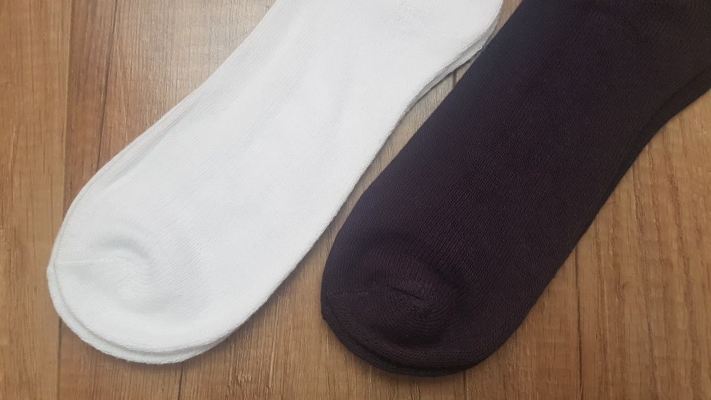 Hummel skarpety długie 41-45  dwie pary białe czarne Nowe