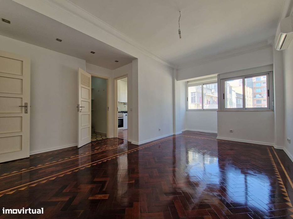 Apartamento T2 em Arrendamento no Coração de Lisboa