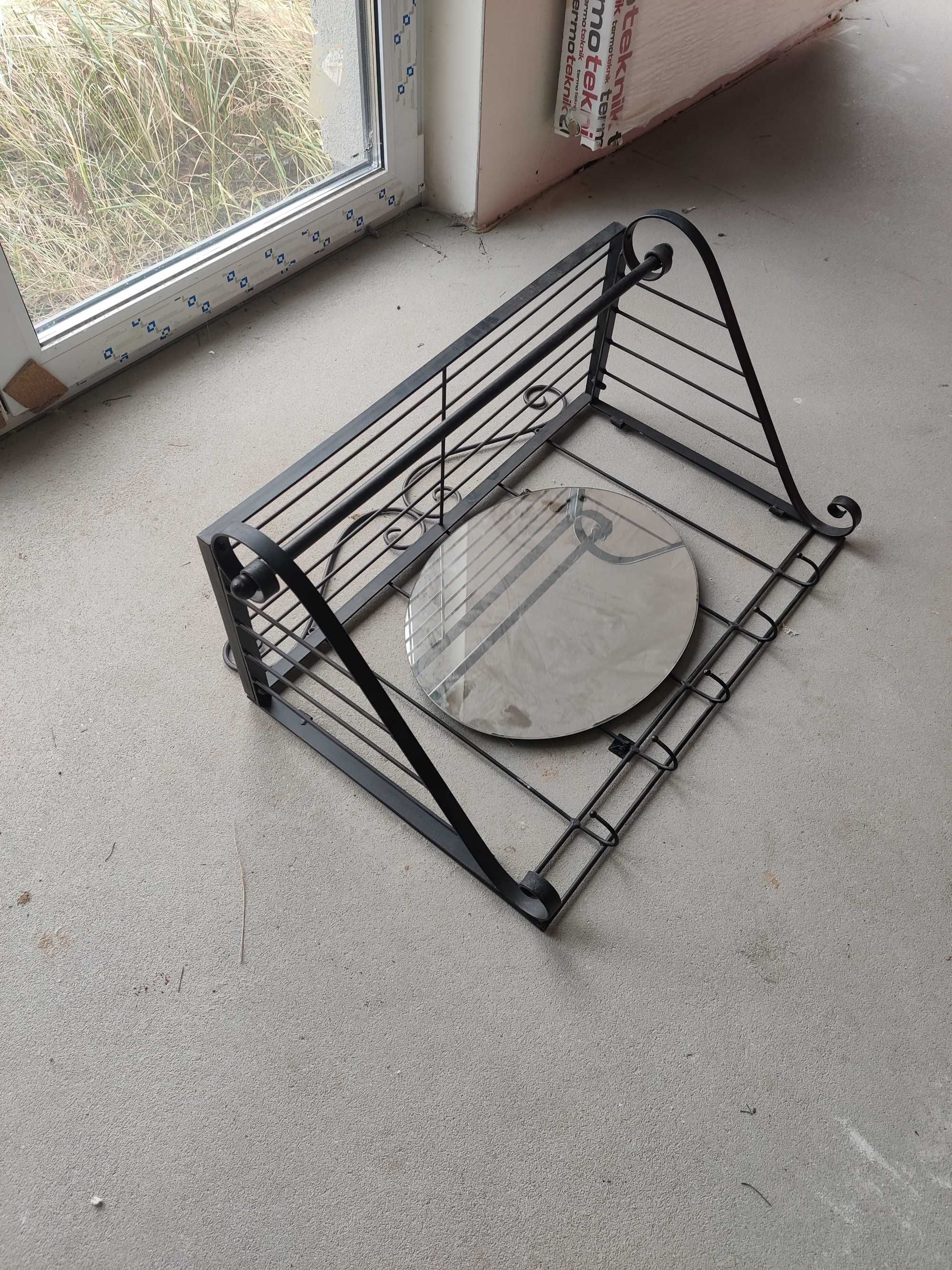 Unikatowy, duży, metalowy wieszak z półką na ubrania, loft