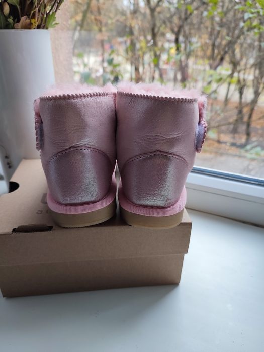 Натуральні теплі черевики угі уггі Ugg Australia 18 см